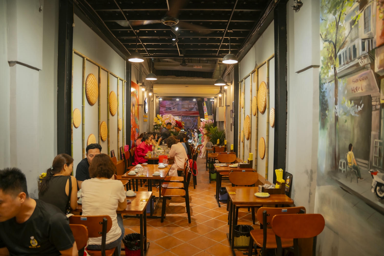 Ăn lòng lợn Hà Nội tại Sài Gòn
